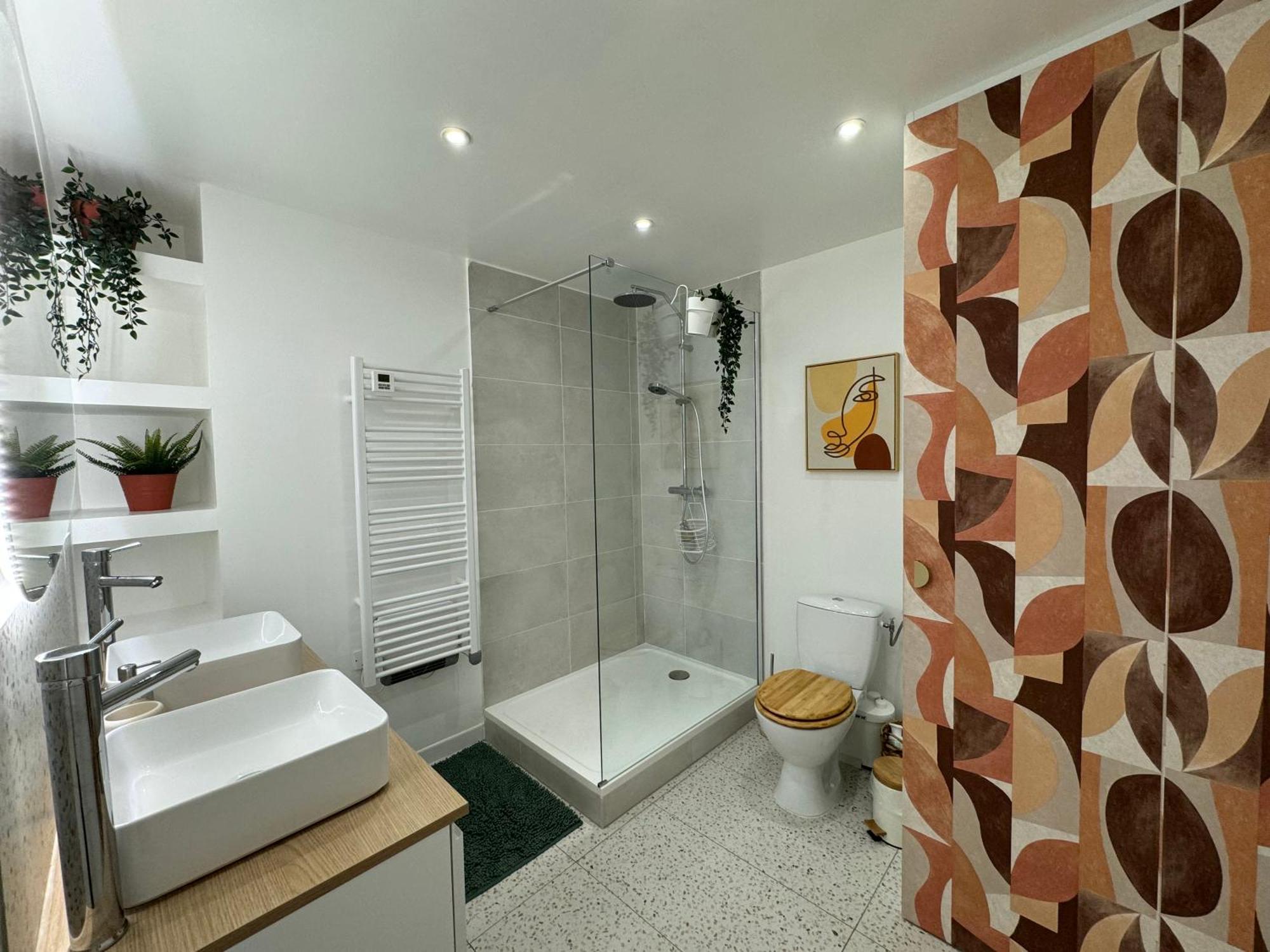 شقة Le Rive Droite - Gare Centre - Wifi - Terrasse - Face Remparts أفينيون المظهر الخارجي الصورة